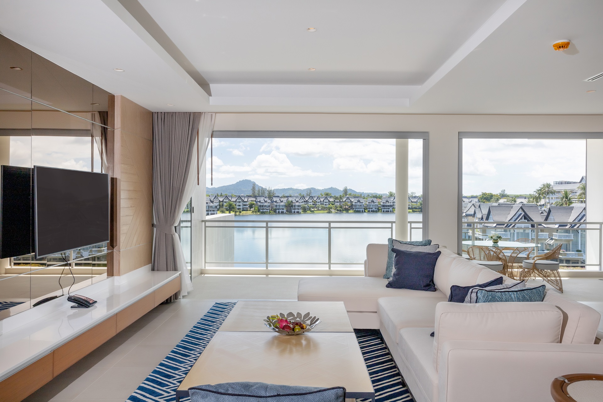 Two-Bedroom Pool Suite Lagoon View